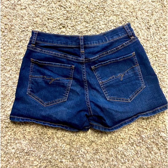 🎈SOHO shorts🎈 - Picture 2 of 2